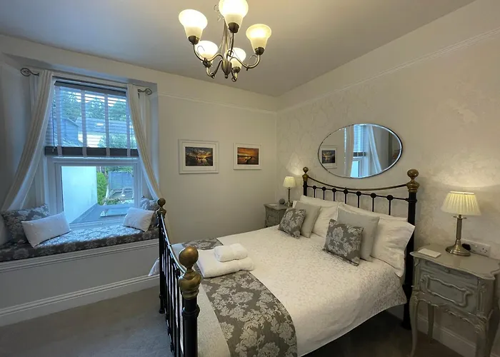Trefoil Guest House