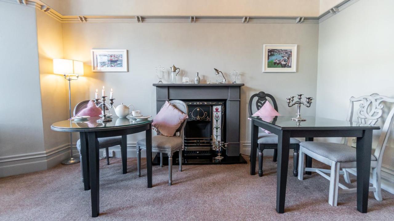 Trefoil 4*